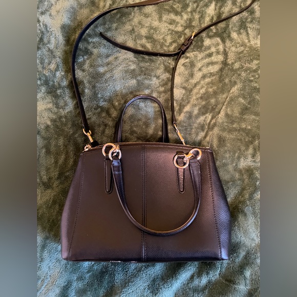 2016 Black Coach Back with 3 Pockets - Picture 6 of 11